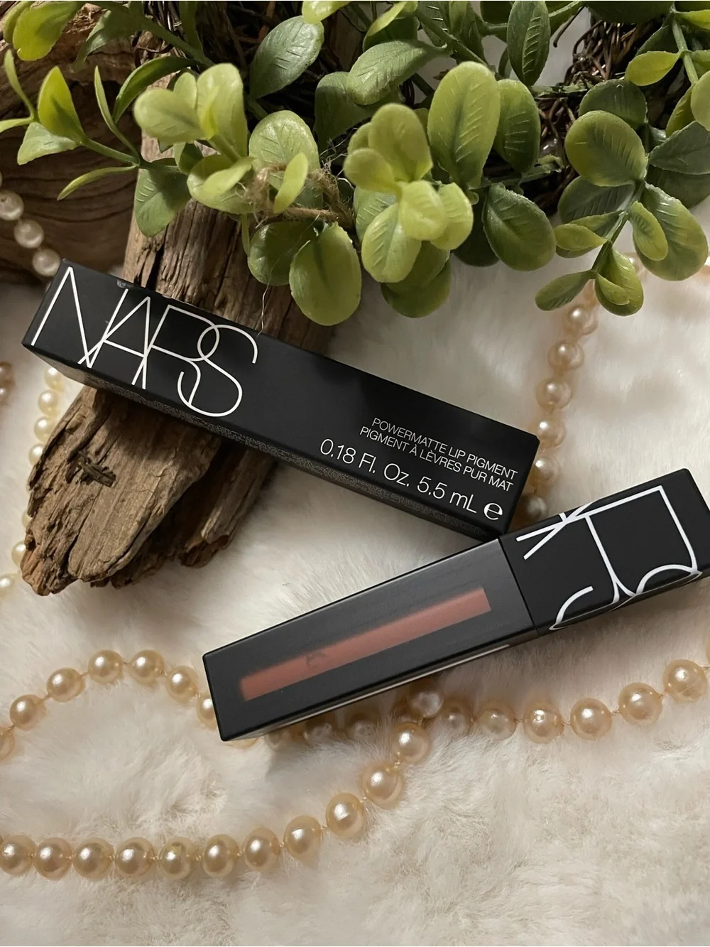 NARS Velvet Lip Glide Liquid Lipstick - Warm Brown Nude